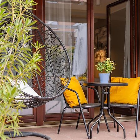 Ferienwohnung Rentplanet - Apartament Partynice Breslau Exterior foto