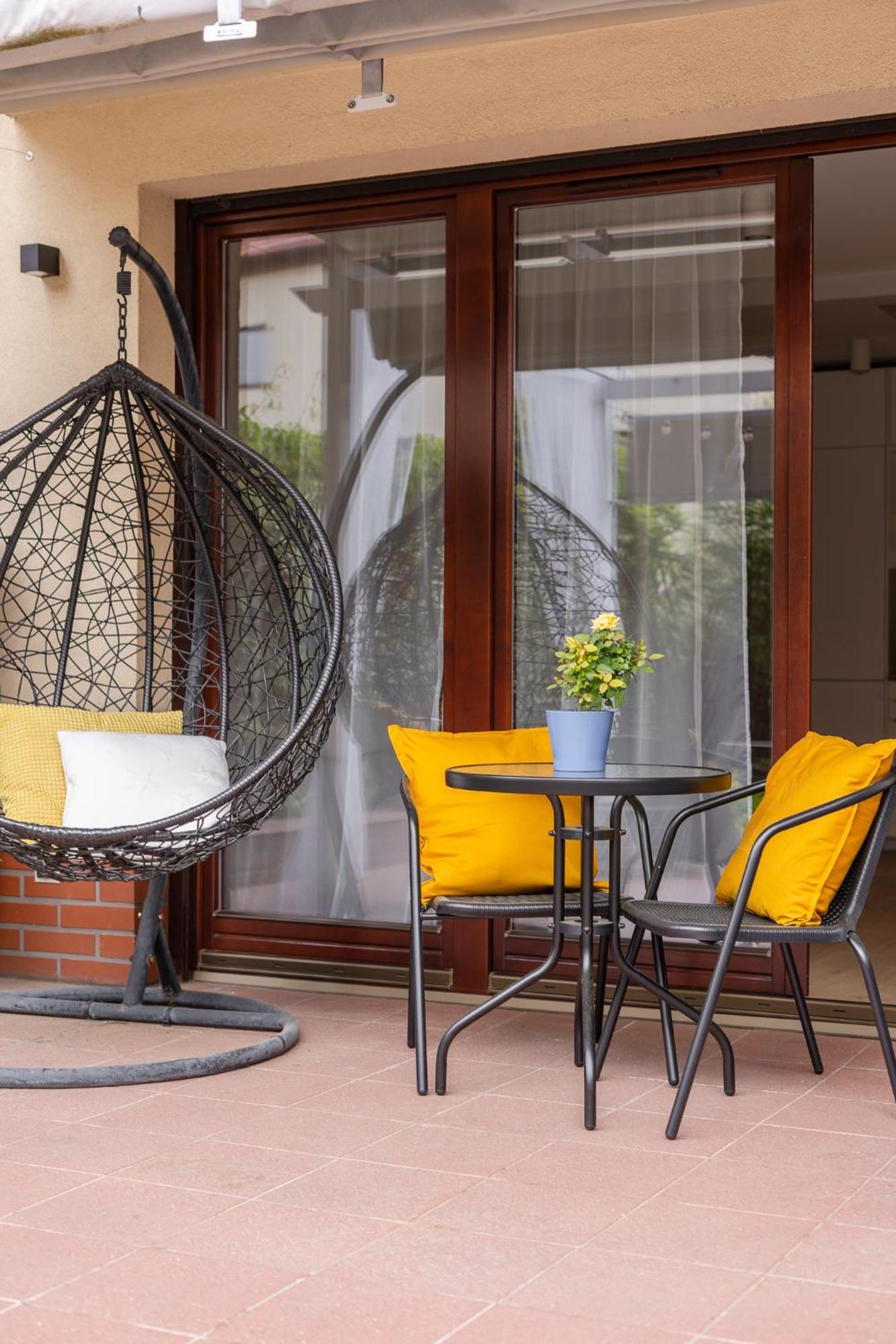 Ferienwohnung Rentplanet - Apartament Partynice Breslau Exterior foto